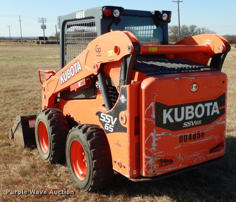 image for item GC9737 2016 Kubota SSV65 skid steer
