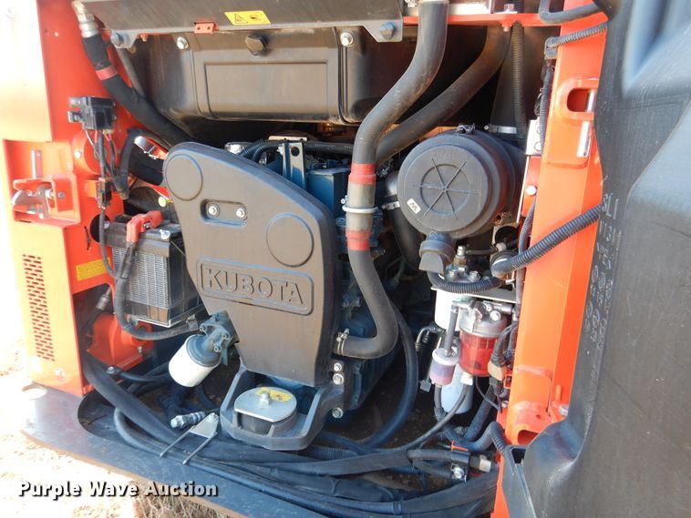 image for item GC9737 2016 Kubota SSV65 skid steer