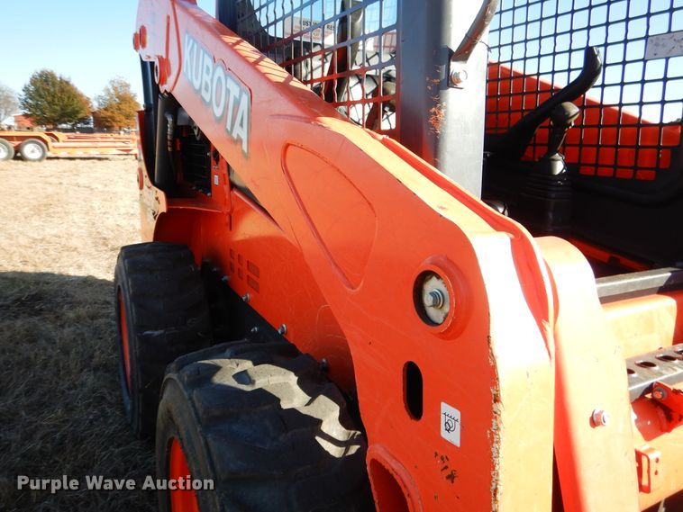 image for item GC9737 2016 Kubota SSV65 skid steer