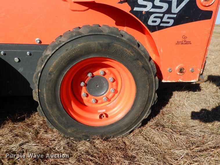 image for item GC9737 2016 Kubota SSV65 skid steer