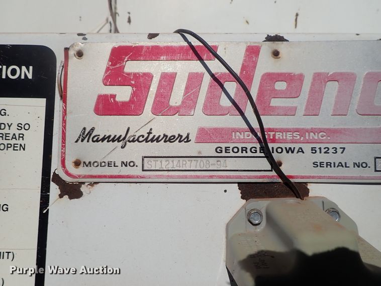 image for item DB7547 1992 International 4700 feed mixer truck