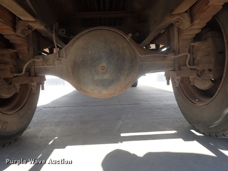 image for item DB7547 1992 International 4700 feed mixer truck