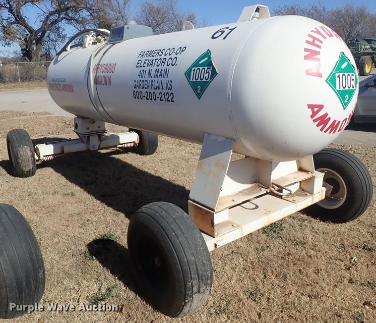 image for item DB7549 Anhydrous ammonia tank