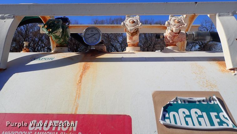 image for item DB7549 Anhydrous ammonia tank