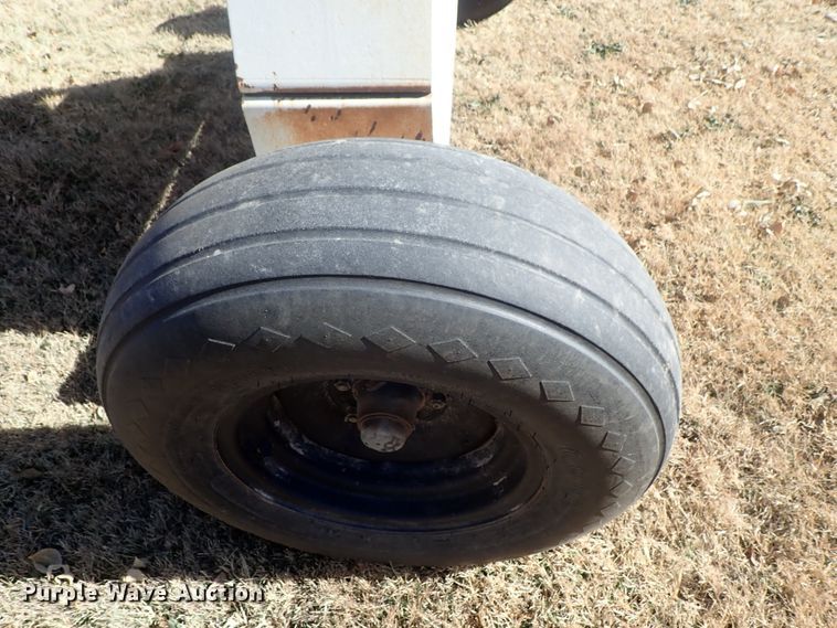 image for item DB7549 Anhydrous ammonia tank