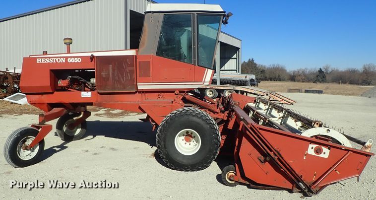 image for item DB7551 1981 Hesston 6650 windrower