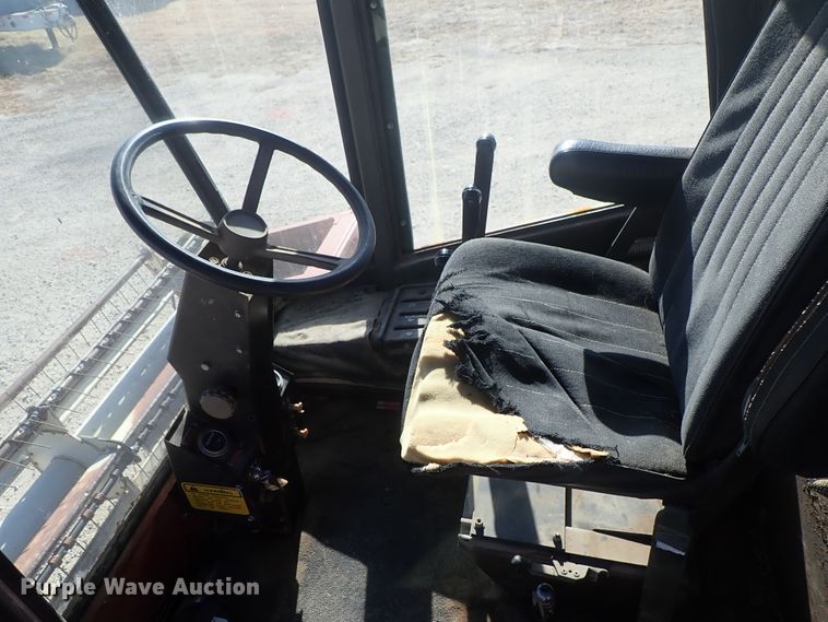 image for item DB7551 1981 Hesston 6650 windrower