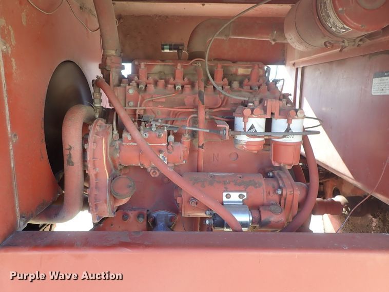 image for item DB7551 1981 Hesston 6650 windrower