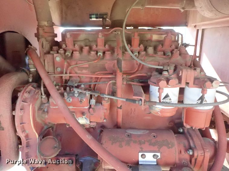 image for item DB7551 1981 Hesston 6650 windrower