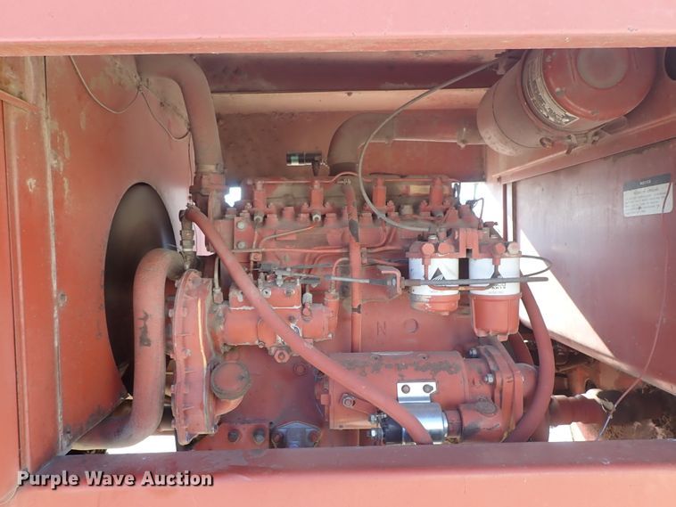 image for item DB7551 1981 Hesston 6650 windrower