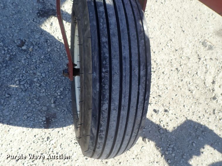 image for item DB7551 1981 Hesston 6650 windrower