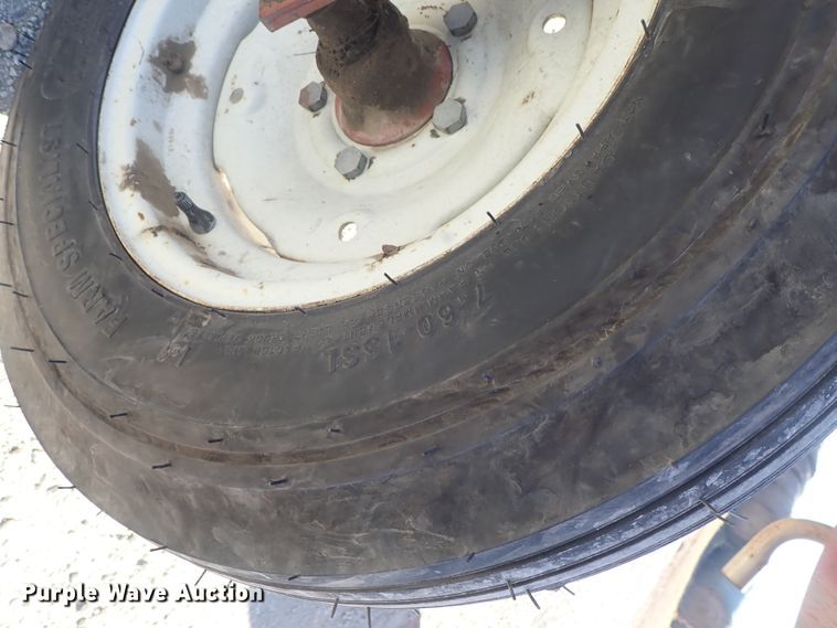 image for item DB7551 1981 Hesston 6650 windrower