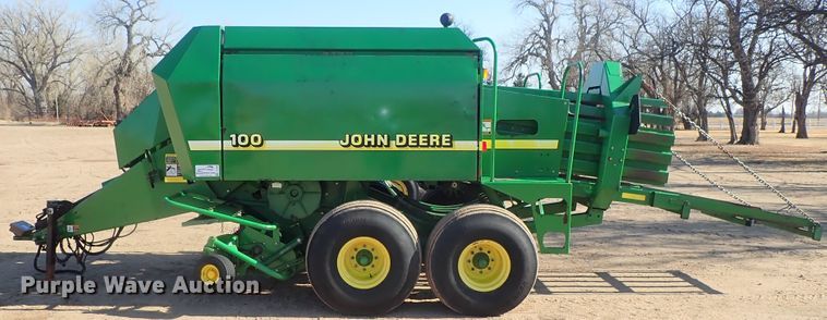 image for item DC3466 John Deere 100 large square baler