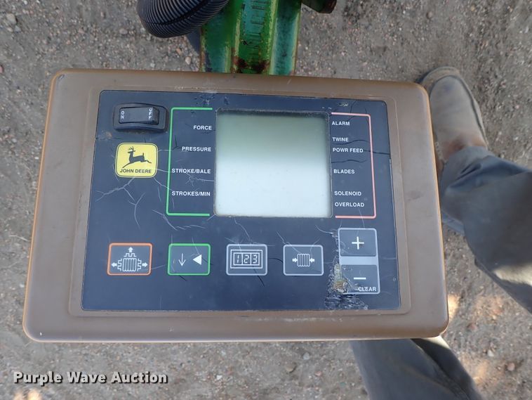 image for item DC3466 John Deere 100 large square baler