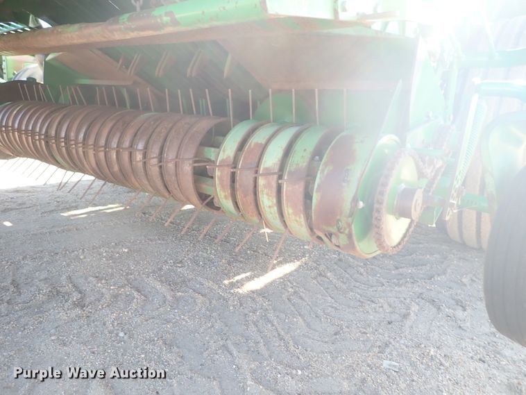 image for item DC3466 John Deere 100 large square baler