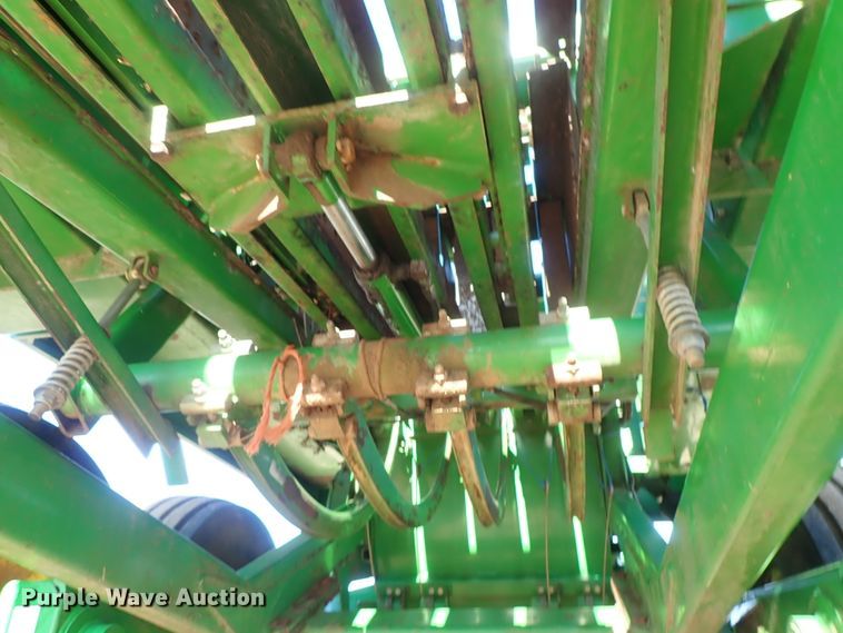 image for item DC3466 John Deere 100 large square baler