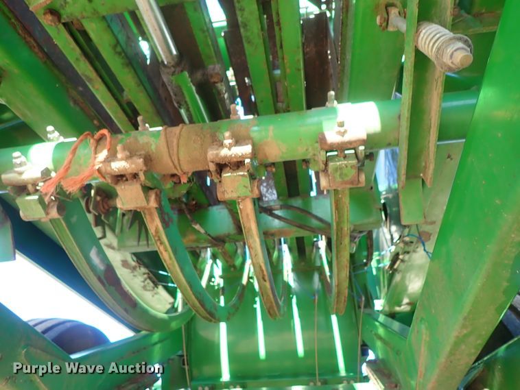 image for item DC3466 John Deere 100 large square baler