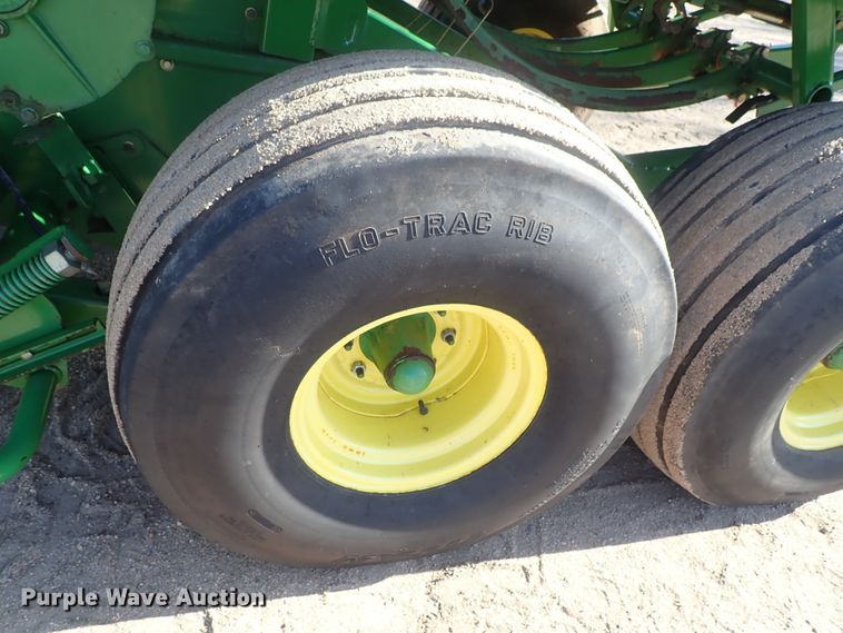 image for item DC3466 John Deere 100 large square baler