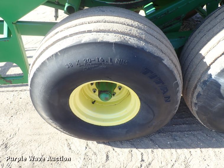 image for item DC3466 John Deere 100 large square baler