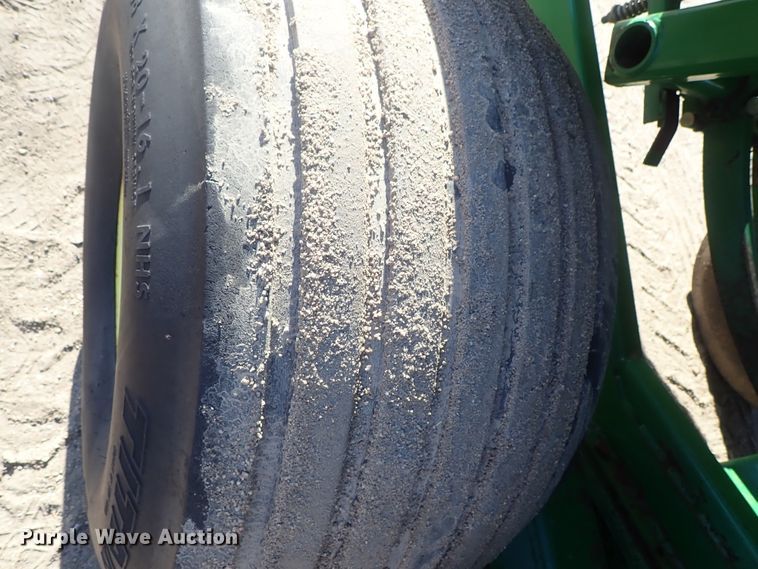 image for item DC3466 John Deere 100 large square baler