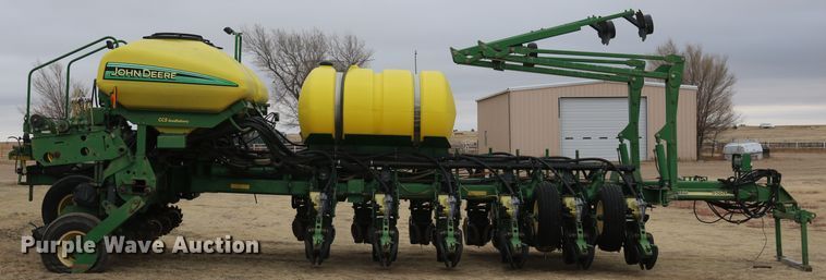 image for item DD6060 2005 John Deere 1770NT no-till planter