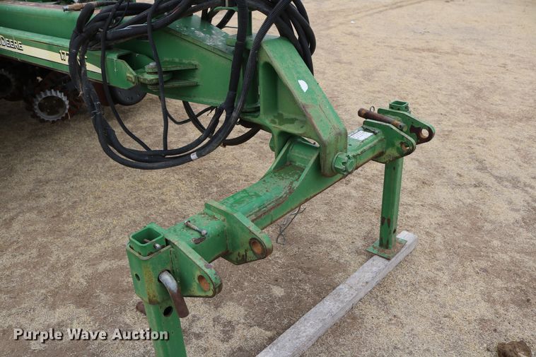 image for item DD6060 2005 John Deere 1770NT no-till planter