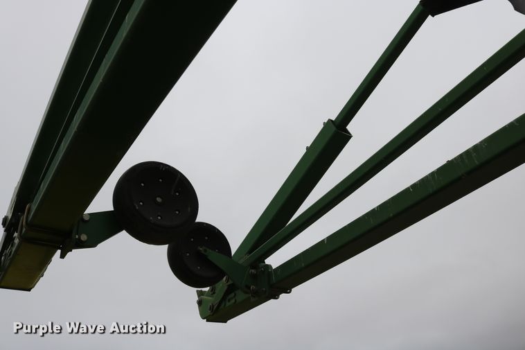 image for item DD6060 2005 John Deere 1770NT no-till planter