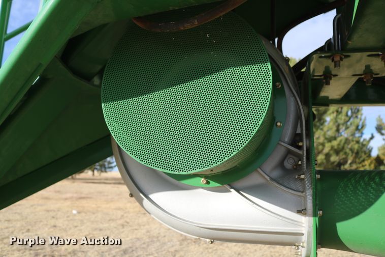 image for item DD6062 2011 John Deere 1890C air seeder