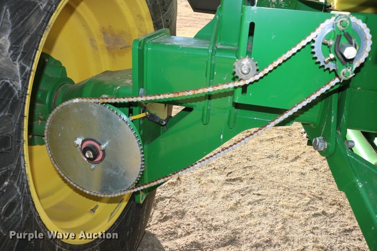 image for item DD6062 2011 John Deere 1890C air seeder