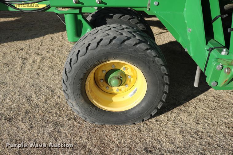 image for item DD6062 2011 John Deere 1890C air seeder