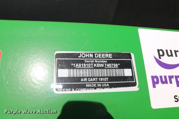 image for item DD6062 2011 John Deere 1890C air seeder
