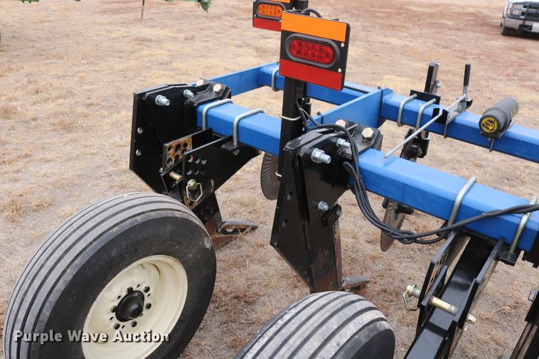 image for item DD6065 Blu-Jet Sub Tiller II in-line ripper