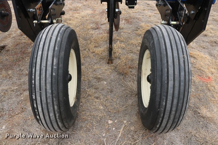 image for item DD6065 Blu-Jet Sub Tiller II in-line ripper