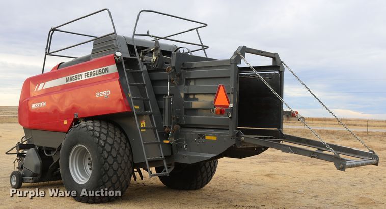 image for item DD6067 2015 Massey-Ferguson Hesston 2290 large square baler