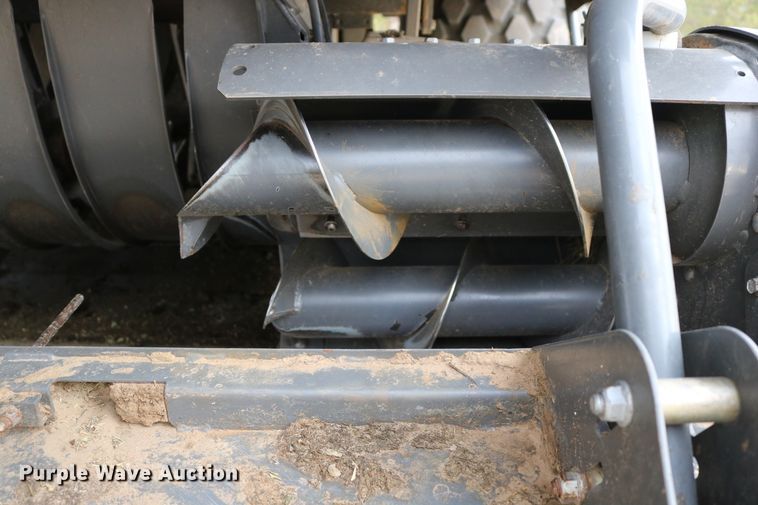 image for item DD6067 2015 Massey-Ferguson Hesston 2290 large square baler