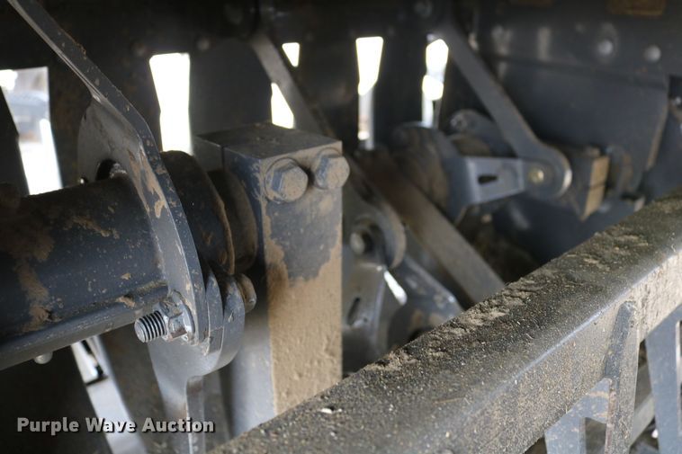 image for item DD6067 2015 Massey-Ferguson Hesston 2290 large square baler