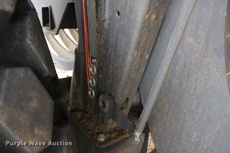 image for item DD6067 2015 Massey-Ferguson Hesston 2290 large square baler