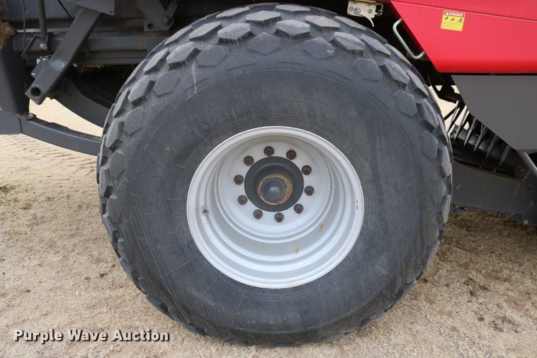 image for item DD6067 2015 Massey-Ferguson Hesston 2290 large square baler