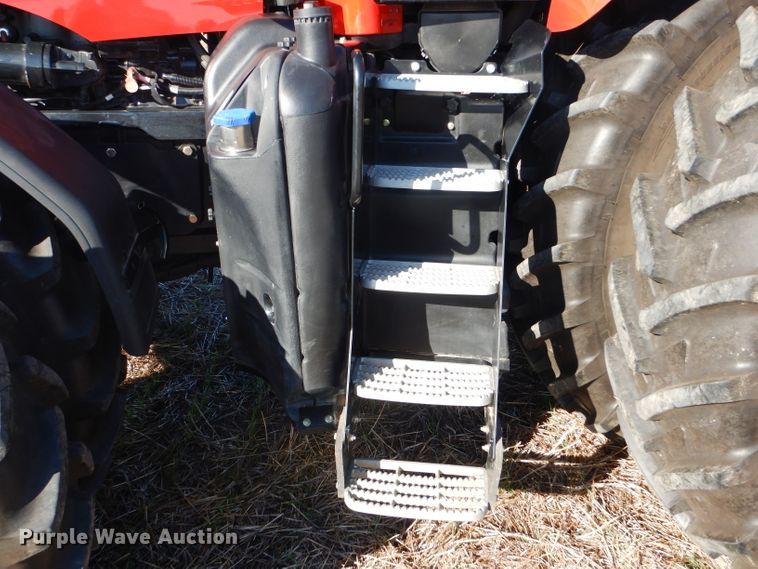 image for item DE4356 2013 Case IH Magnum 260 MFWD tractor