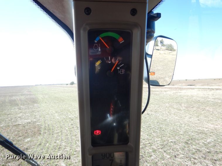 image for item DE4356 2013 Case IH Magnum 260 MFWD tractor