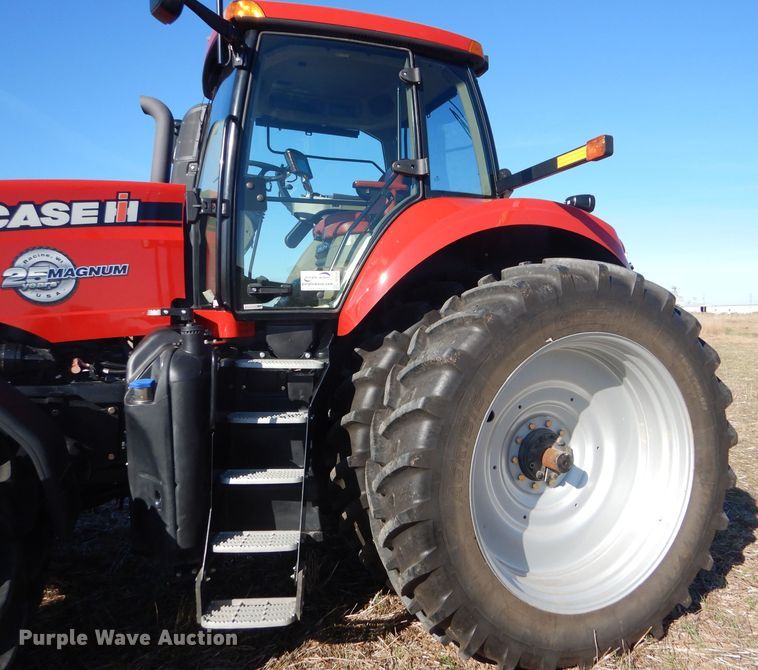 image for item DE4356 2013 Case IH Magnum 260 MFWD tractor