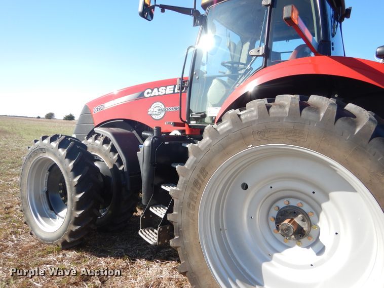 image for item DE4356 2013 Case IH Magnum 260 MFWD tractor