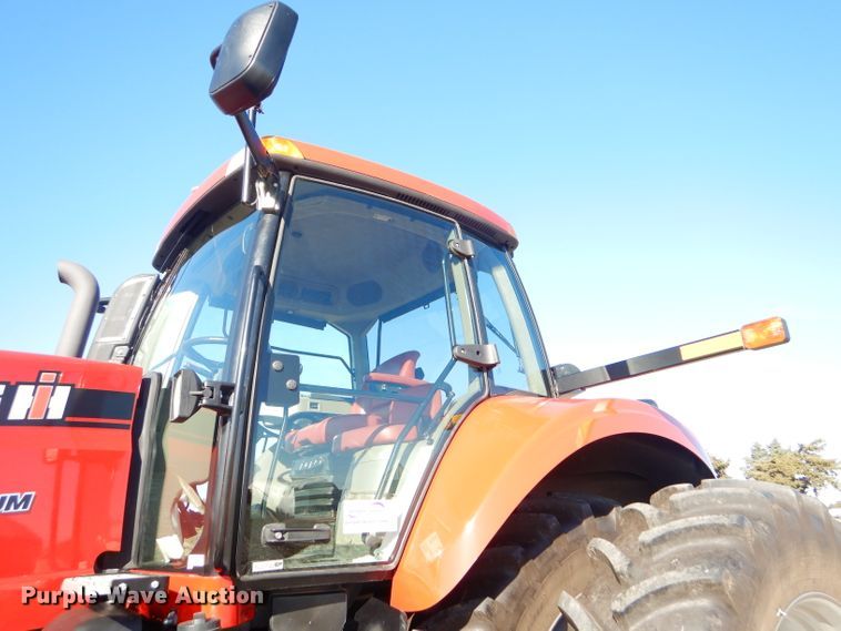 image for item DE4356 2013 Case IH Magnum 260 MFWD tractor