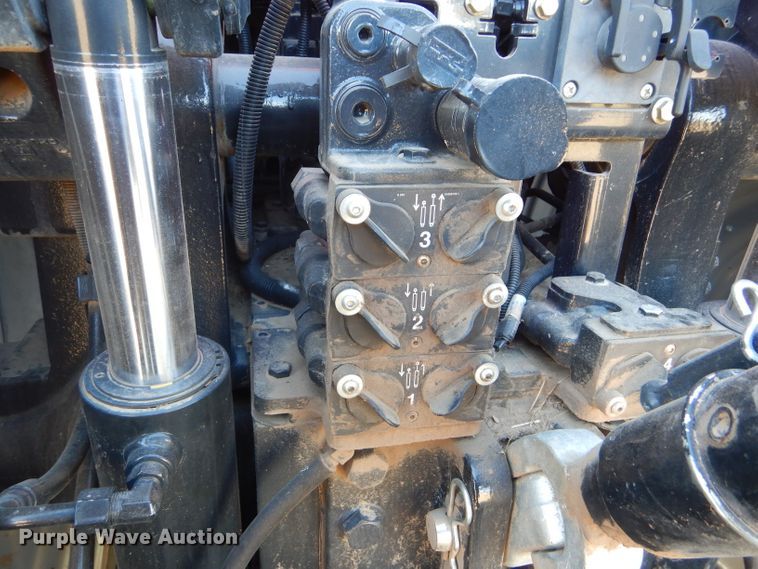 image for item DE4356 2013 Case IH Magnum 260 MFWD tractor