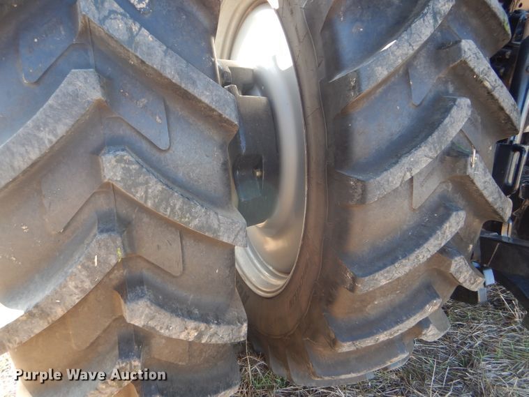 image for item DE4356 2013 Case IH Magnum 260 MFWD tractor