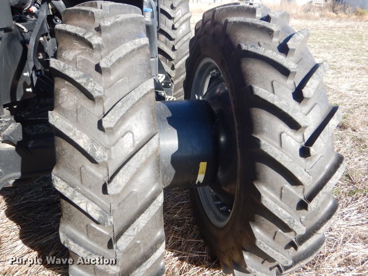 image for item DE4356 2013 Case IH Magnum 260 MFWD tractor