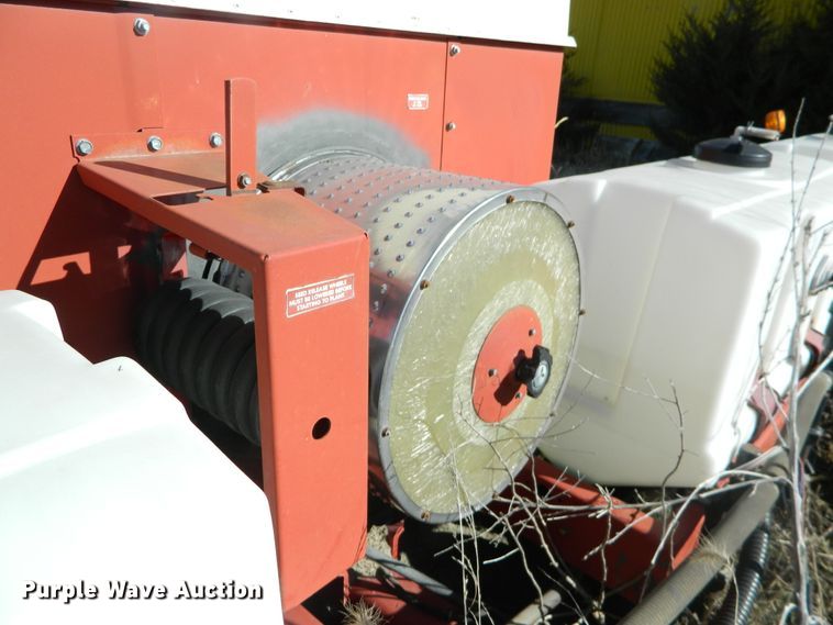 image for item DE4371 Case IH 955 Cyclo Air no-till planter