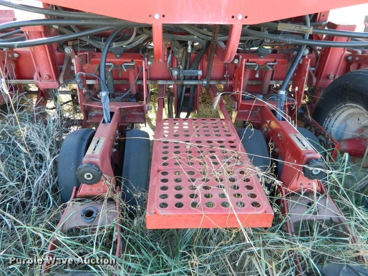 image for item DE4371 Case IH 955 Cyclo Air no-till planter