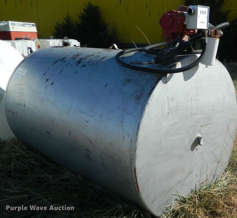 image for item DE4373 Steel fuel tank