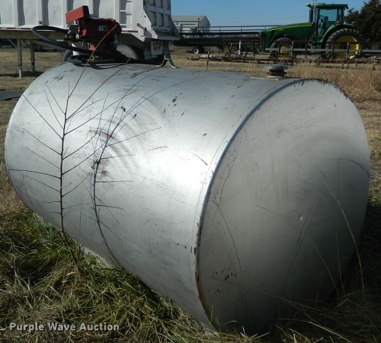 image for item DE4373 Steel fuel tank